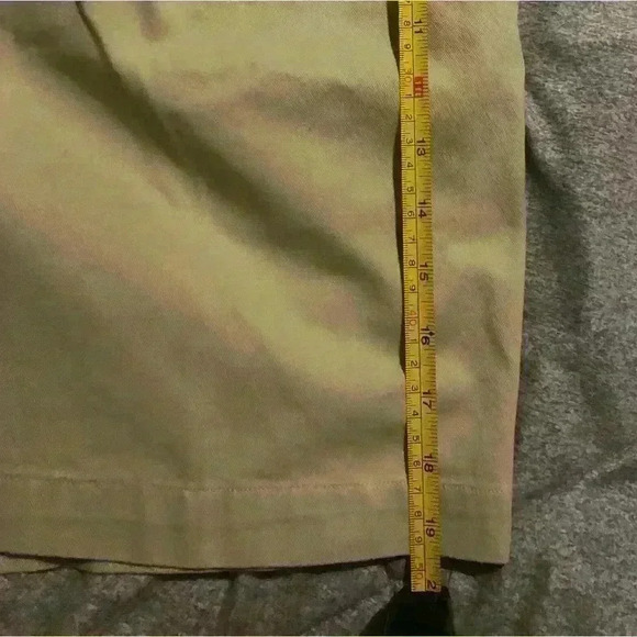 GREG Norman Khaki Shorts Size 34 - Picture 3 of 5